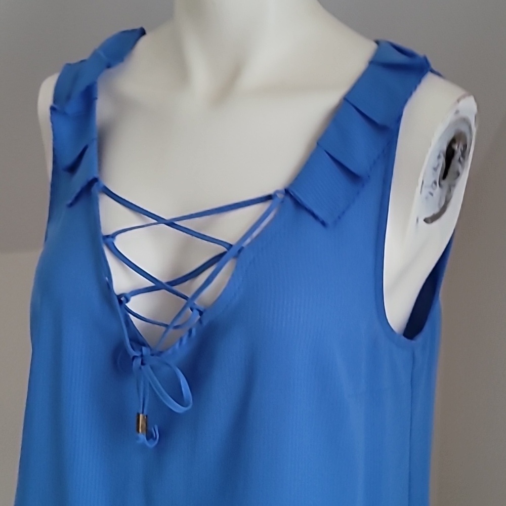 I ❤️ Heart Ronson Sleevless Ruffle V-Neck Blouse, Size M - Picture 6 of 13